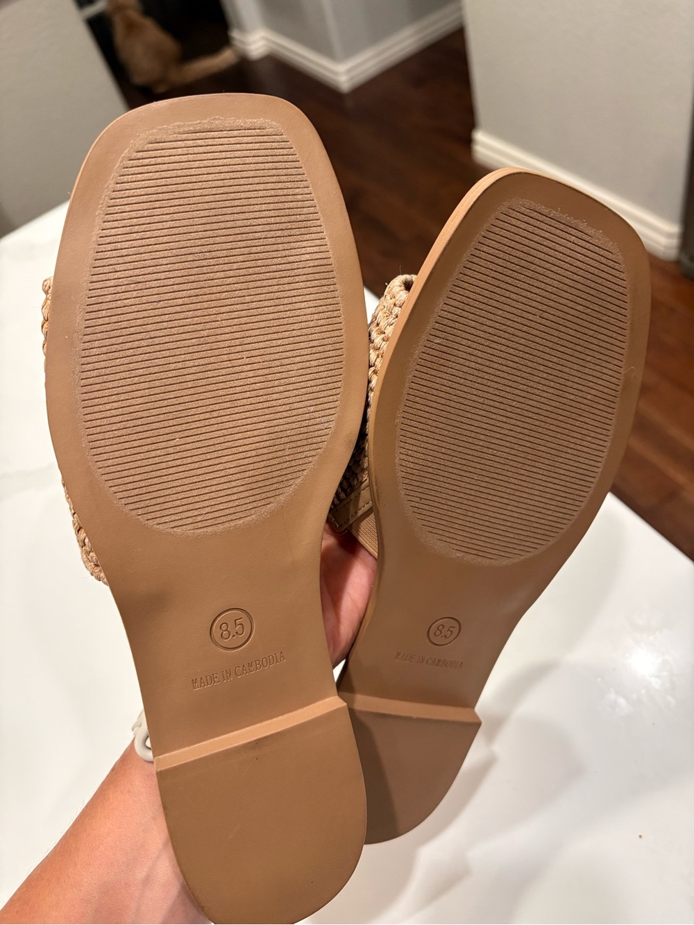 Steve Madden Women’s Tan Woven Flat Slide Sandals. Size 8.5 NWOT - Picture 6 of 7